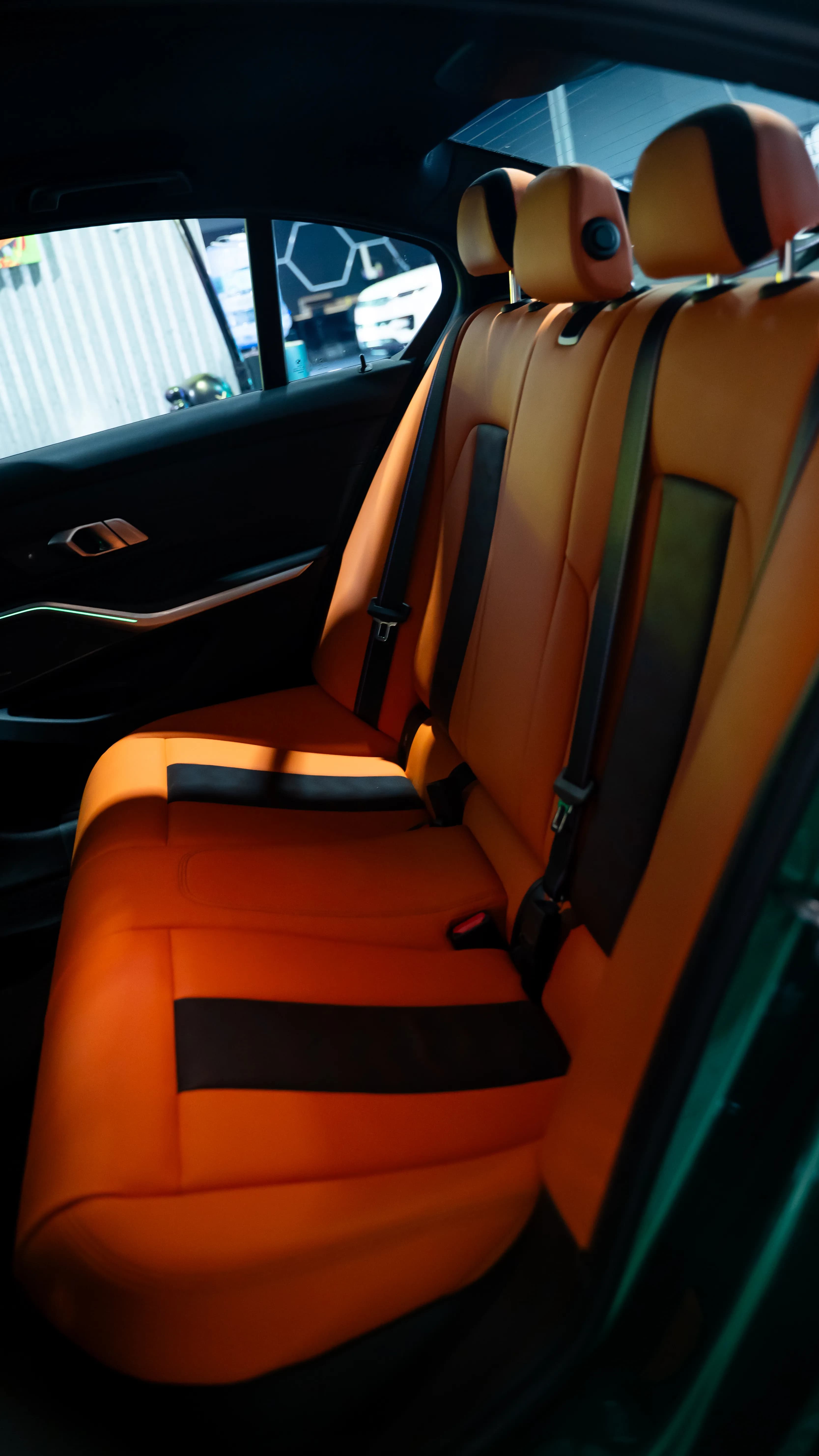 BMW M3 Competition X-Drive — photo 8