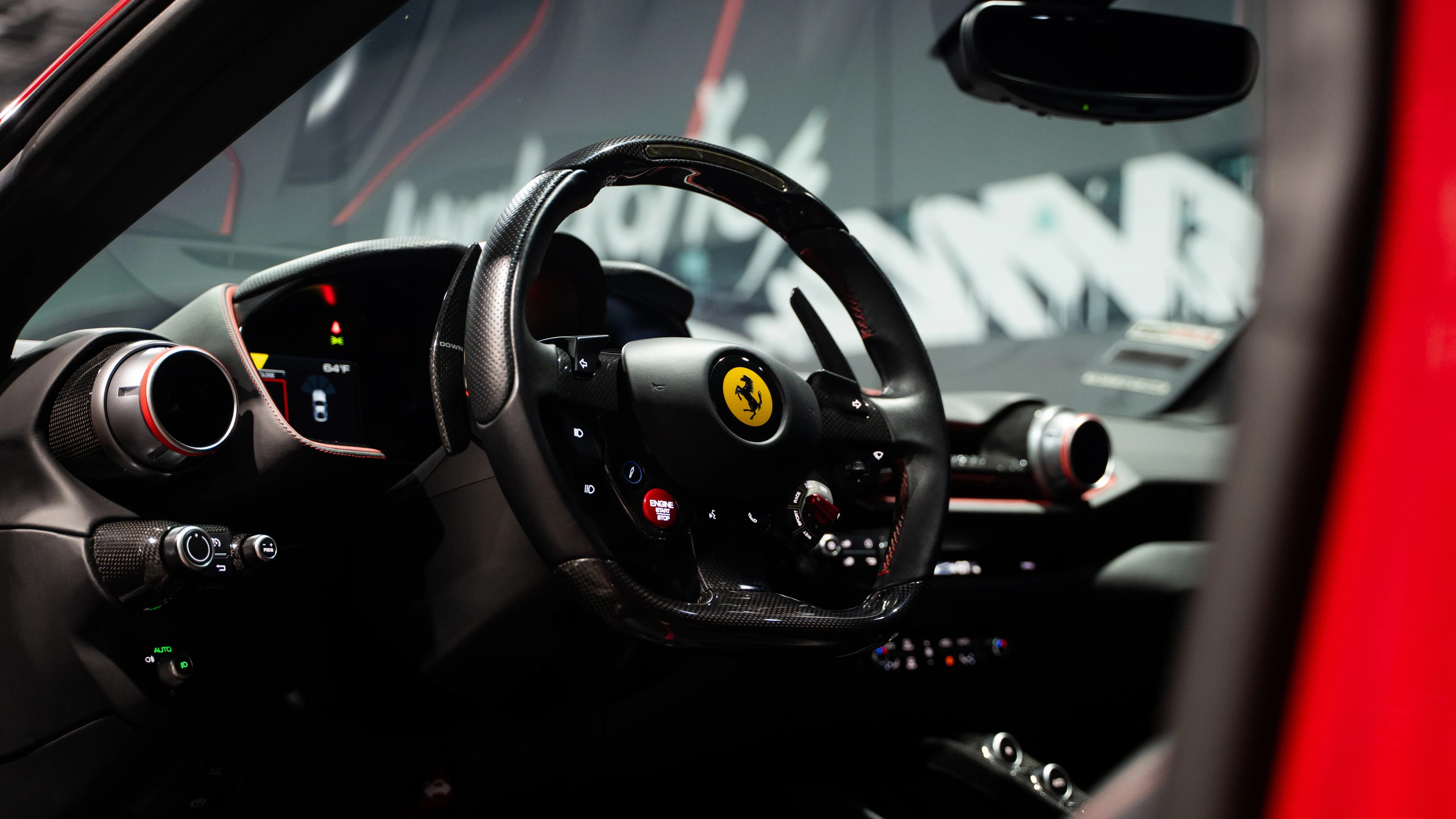 Ferrari 812 Superfast — photo 4