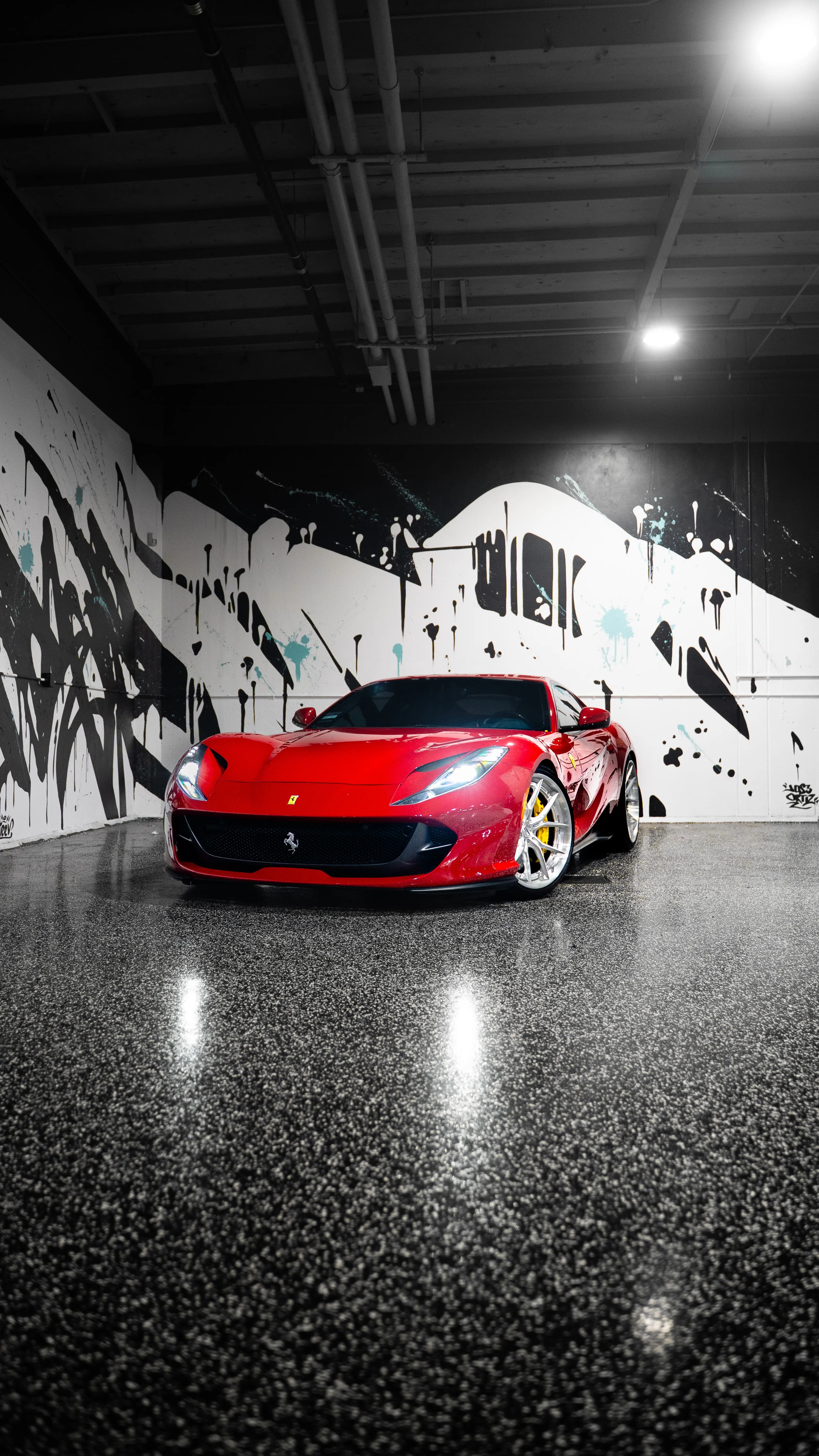 Ferrari 812 Superfast — photo 6