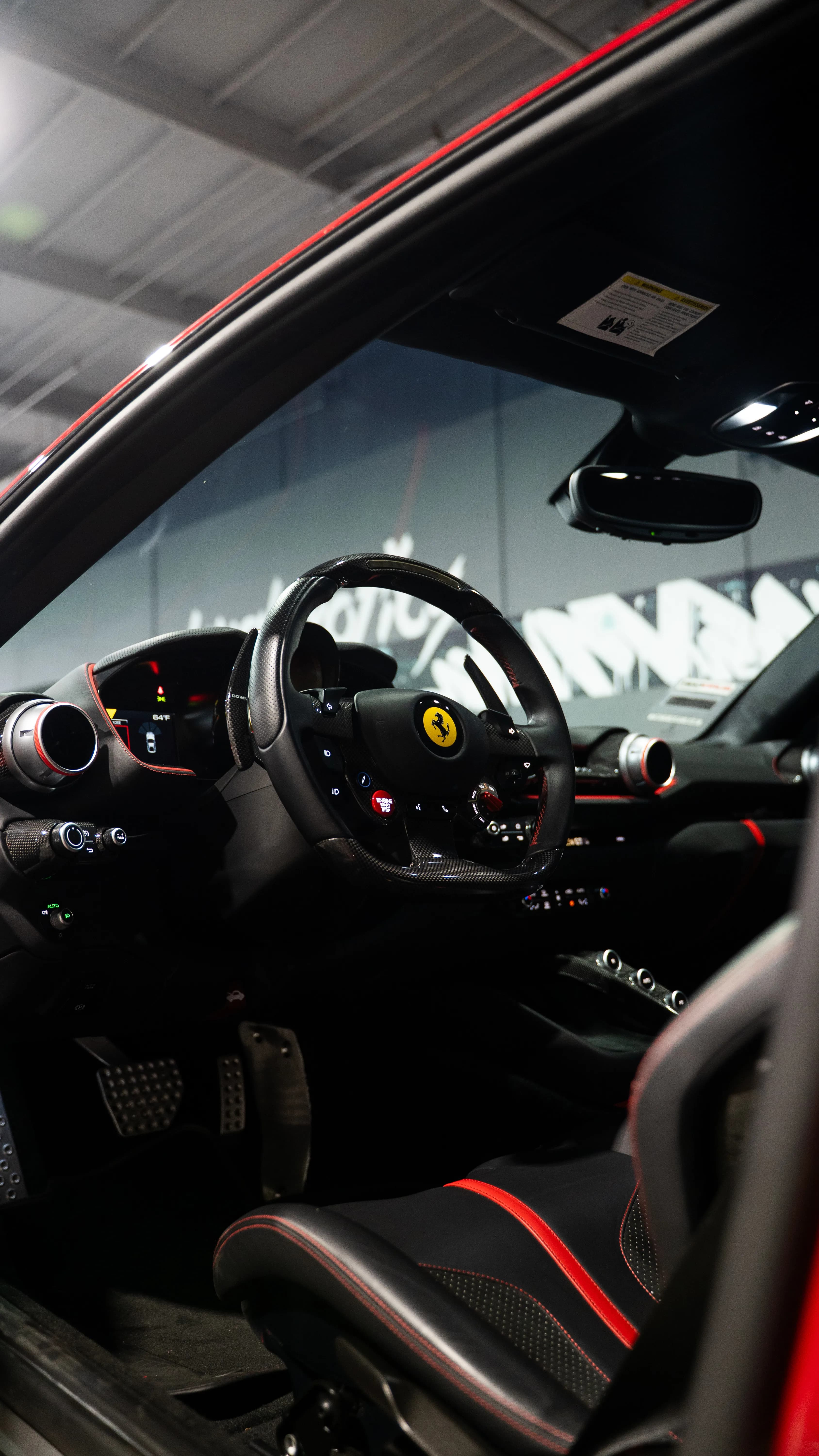 Ferrari 812 Superfast — photo 9