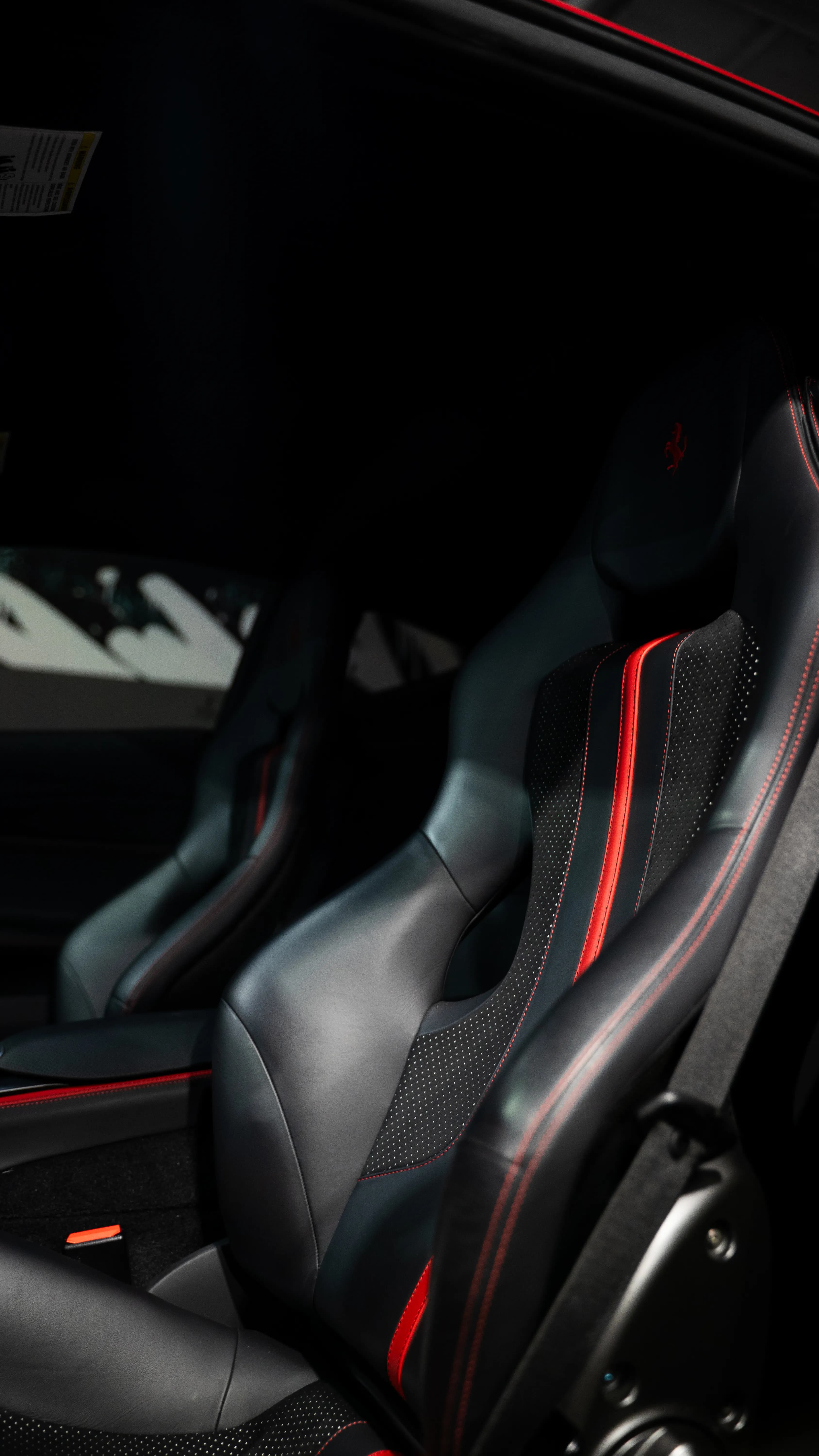 Ferrari 812 Superfast — photo 10