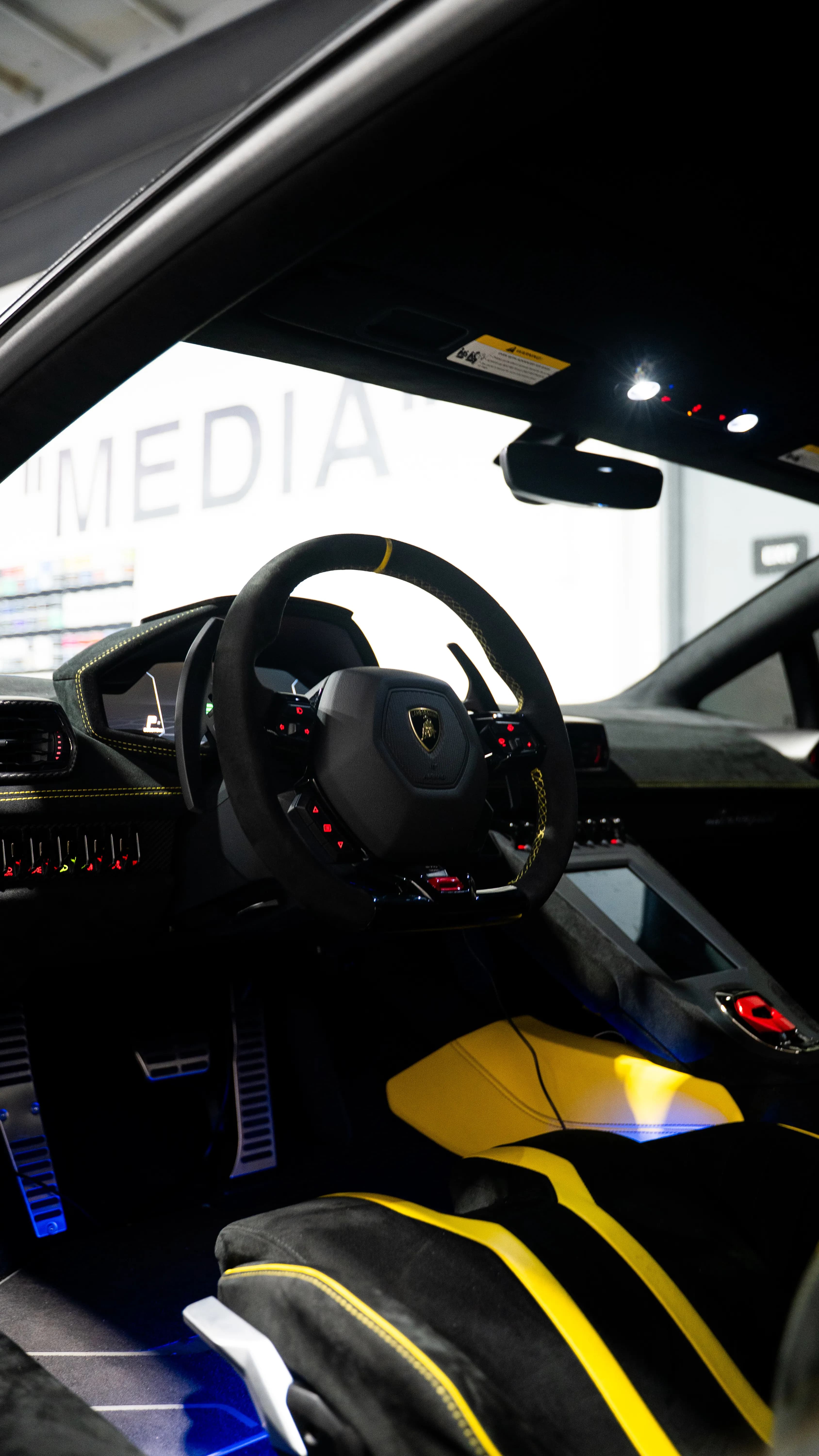 Lamborghini Huracan STO — photo 9