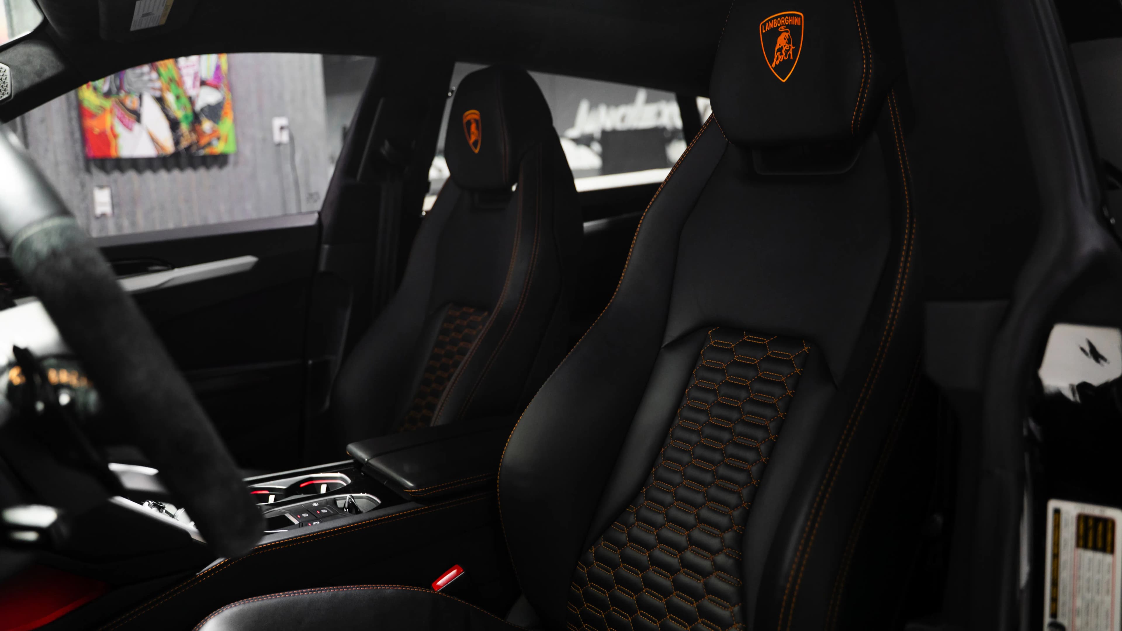 2022 Lamborghini Urus — photo 9