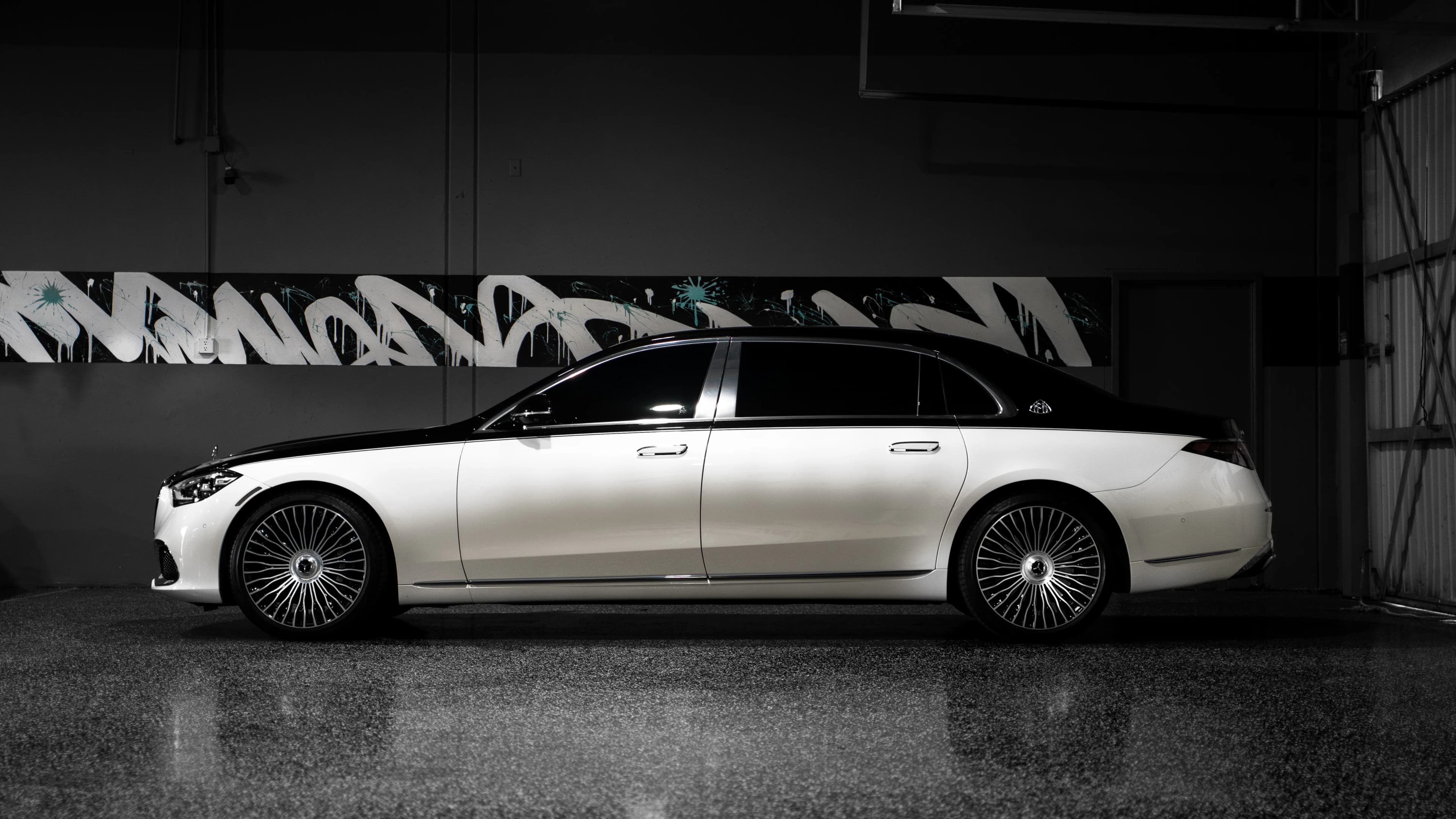 Mercedes-Benz S580 Maybach — photo 2