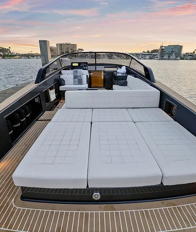 42 Van Dutch — photo 3